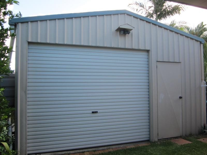 35 Avon Avenue, Banksia Beach QLD 4507