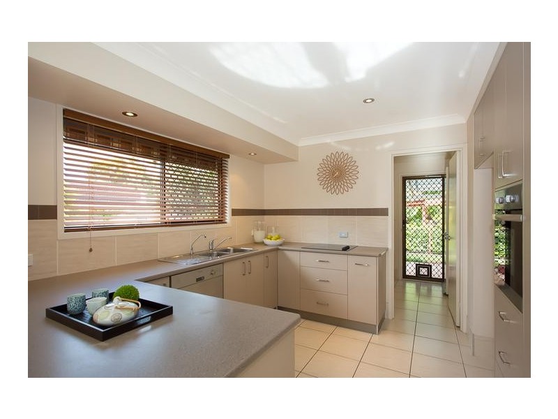 24 AYLWARD ROAD, Ningi QLD 4511