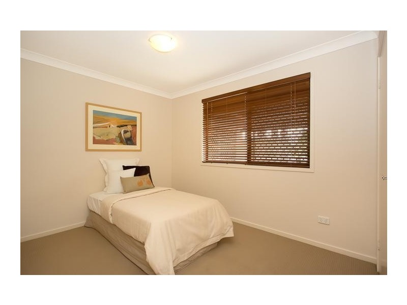 24 AYLWARD ROAD, Ningi QLD 4511