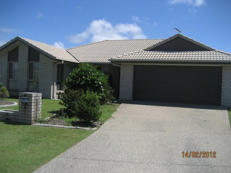 54 Sandheath Place, Ningi QLD 4511