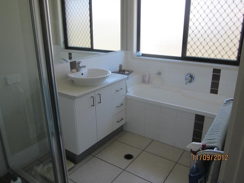 54 Sandheath Place, Ningi QLD 4511