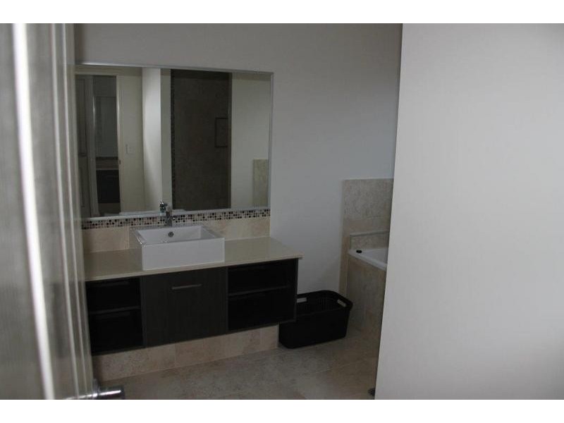 2- 8 Gainsborough Drive, D’aguilar QLD 4514