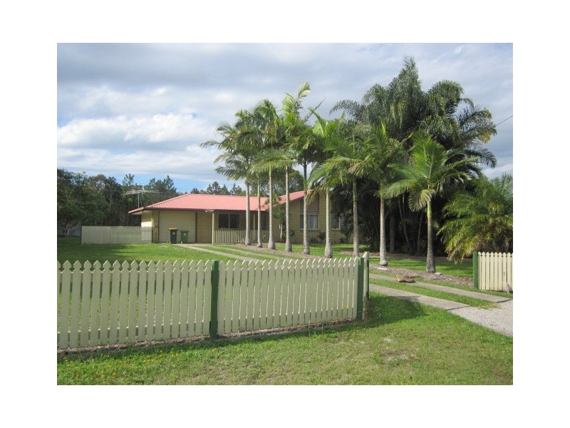 25 Seeana Court, Ningi QLD 4511