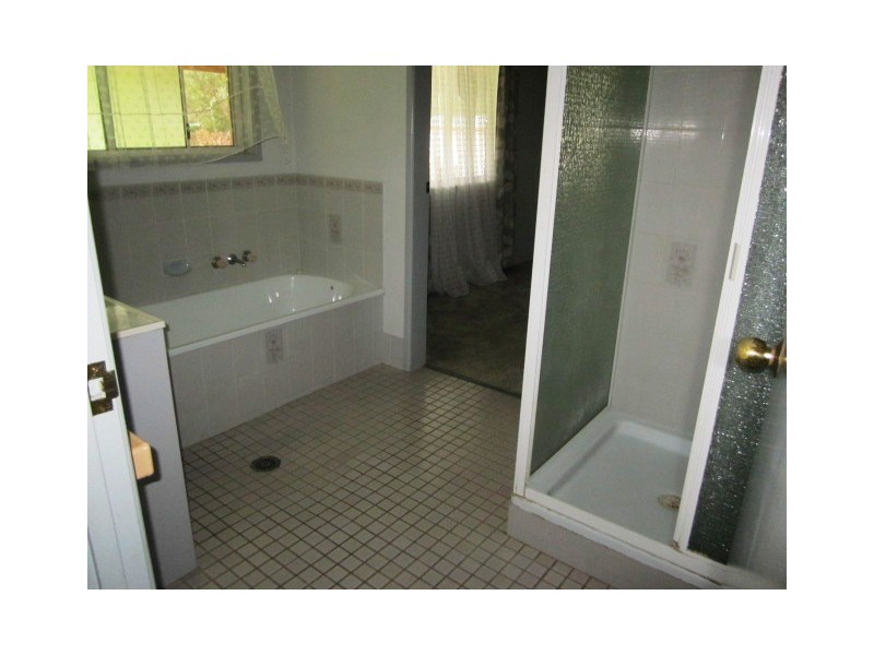 25 Seeana Court, Ningi QLD 4511
