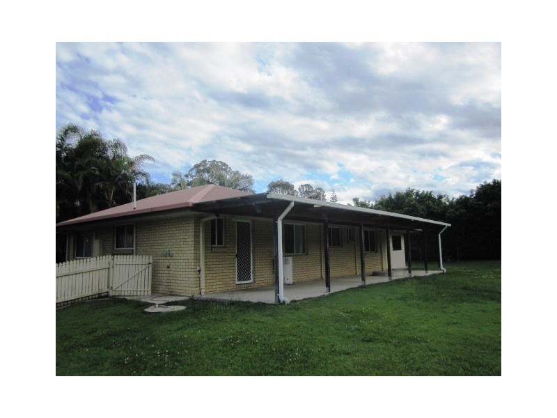 25 Seeana Court, Ningi QLD 4511