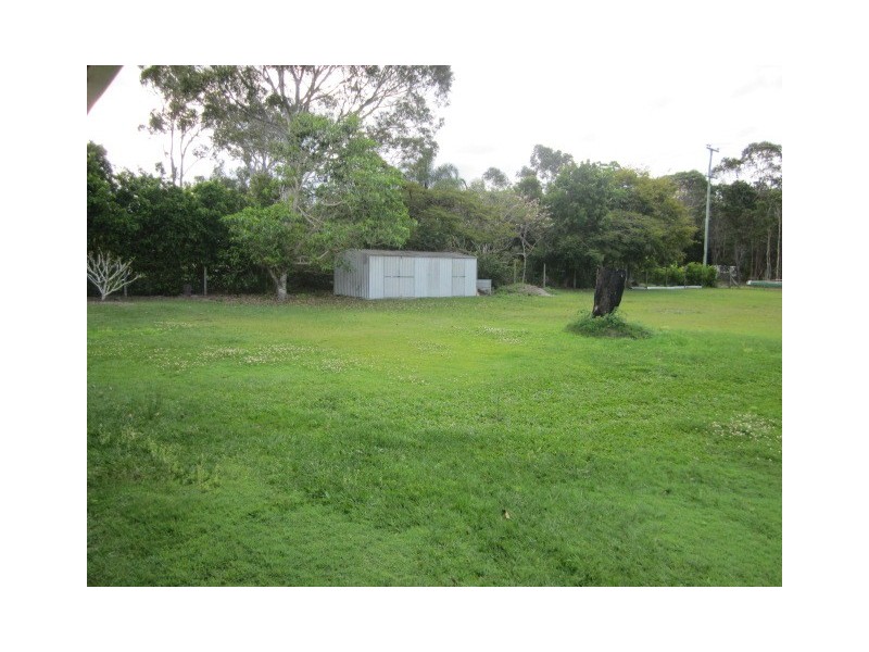 25 Seeana Court, Ningi QLD 4511