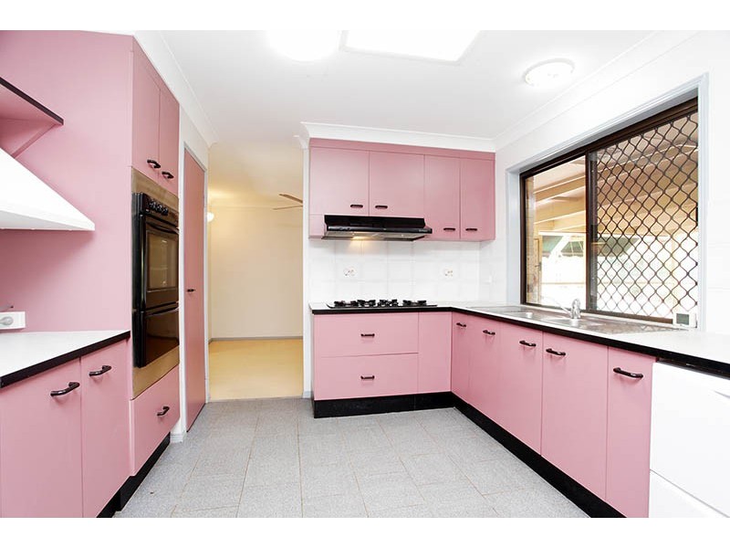 21 Todman, Ningi QLD 4511