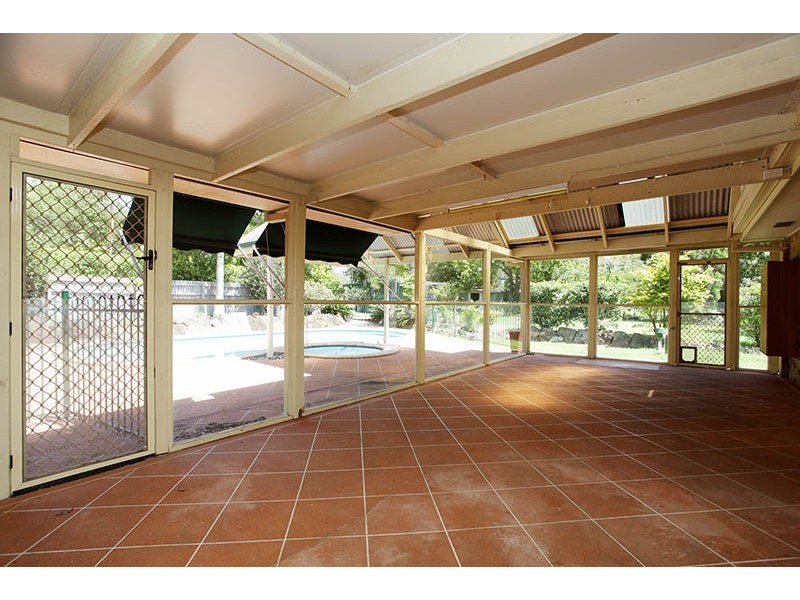 21 Todman, Ningi QLD 4511