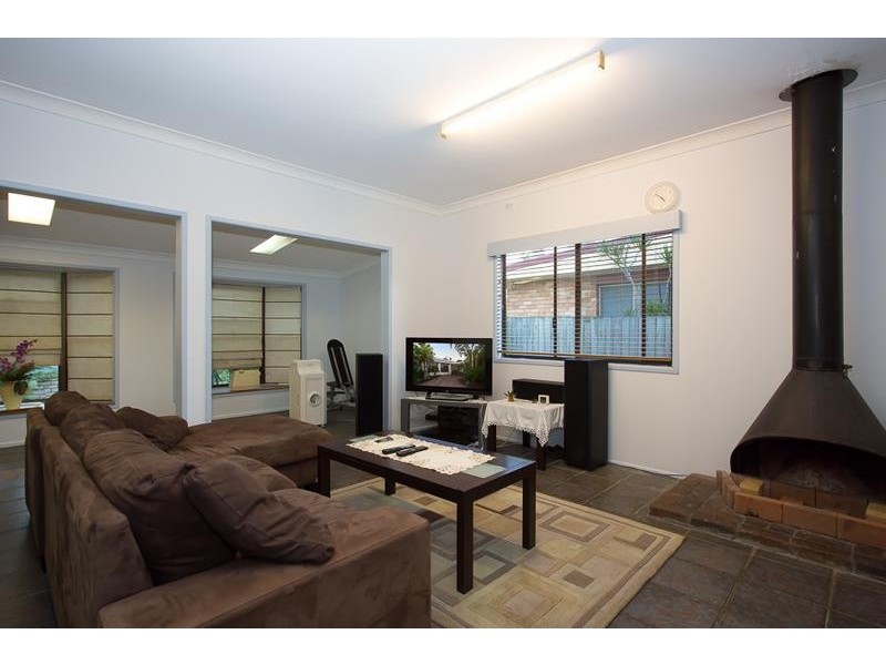 35 May Street, Godwin Beach QLD 4511