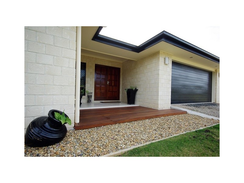 33 Cocos Drive, Ningi QLD 4511