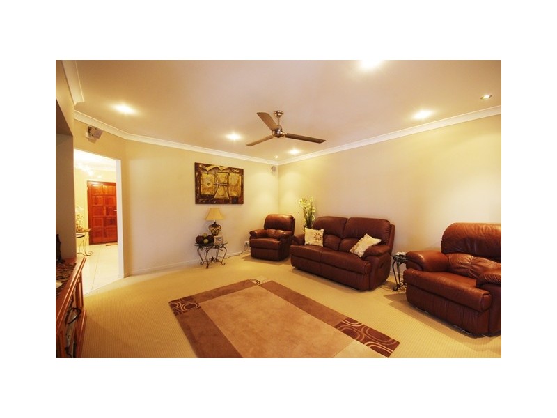 33 Cocos Drive, Ningi QLD 4511