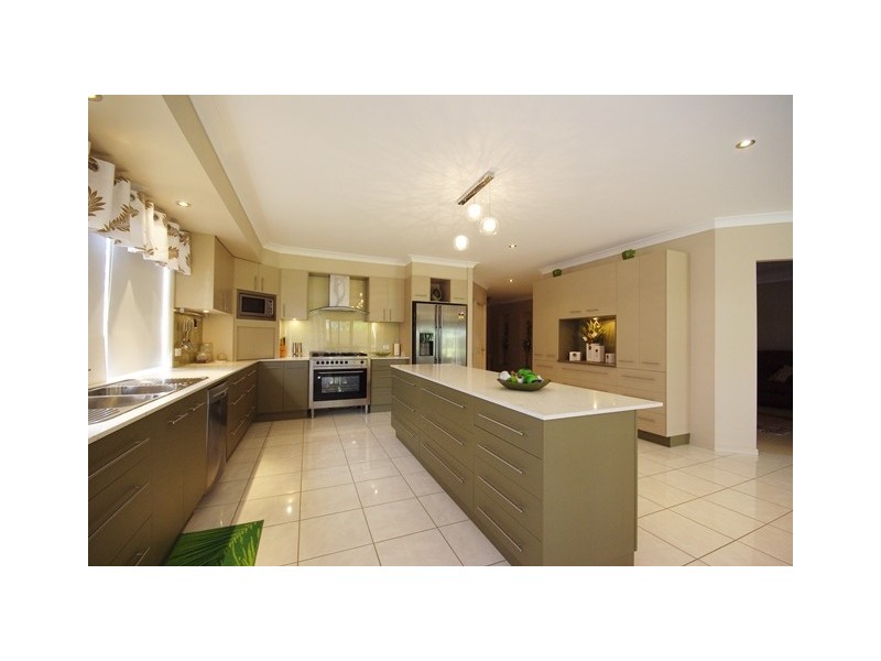 33 Cocos Drive, Ningi QLD 4511