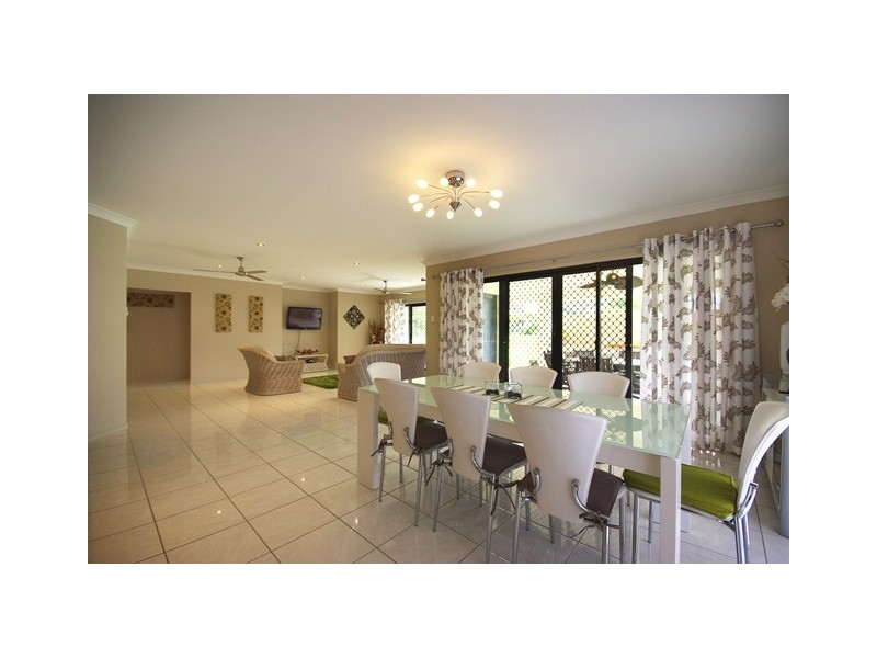 33 Cocos Drive, Ningi QLD 4511