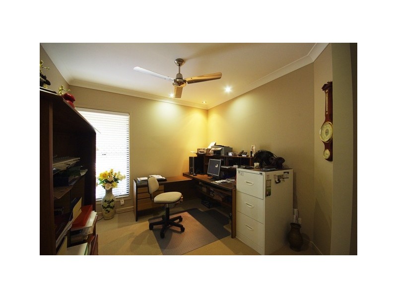 33 Cocos Drive, Ningi QLD 4511