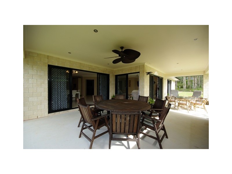 33 Cocos Drive, Ningi QLD 4511