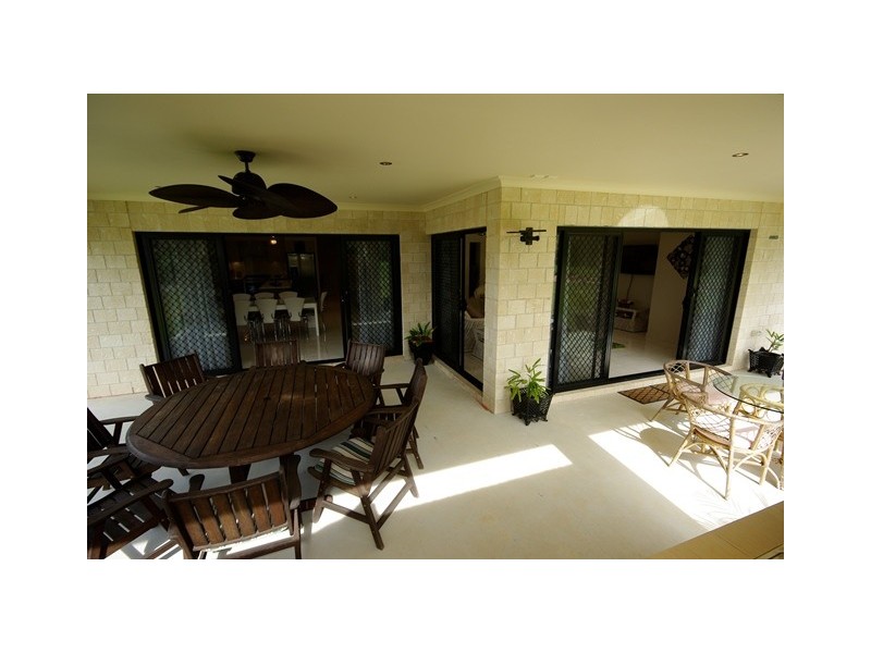 33 Cocos Drive, Ningi QLD 4511