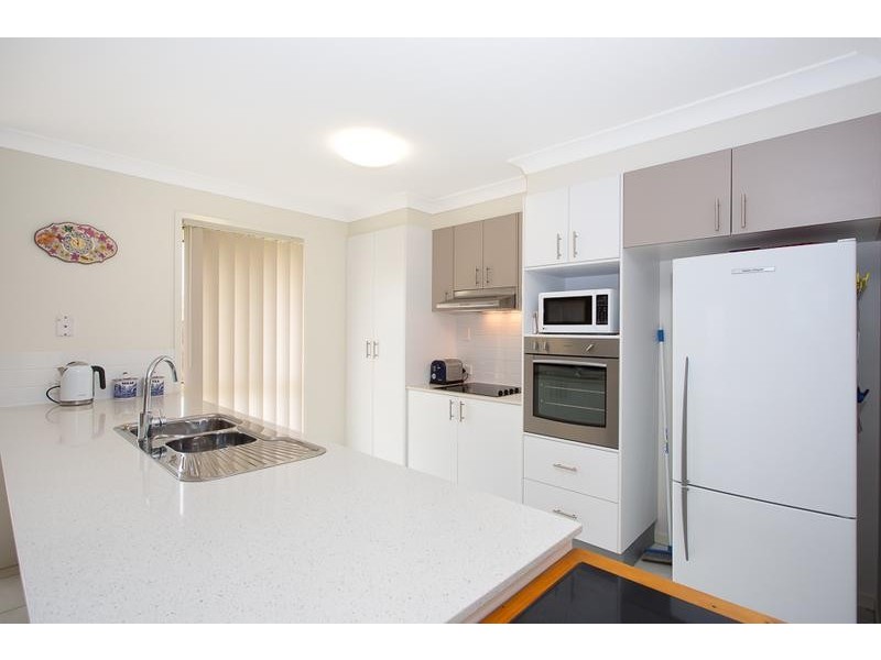 66 Sandheath Place, Ningi QLD 4511