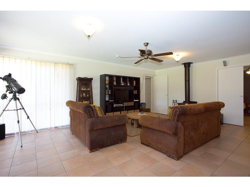 74 Aylward Road, Ningi QLD 4511