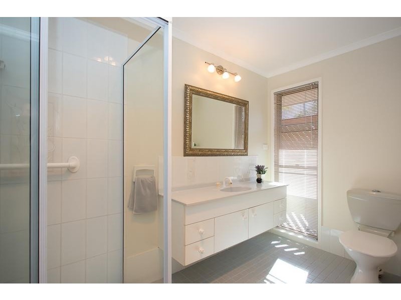74 Aylward Road, Ningi QLD 4511