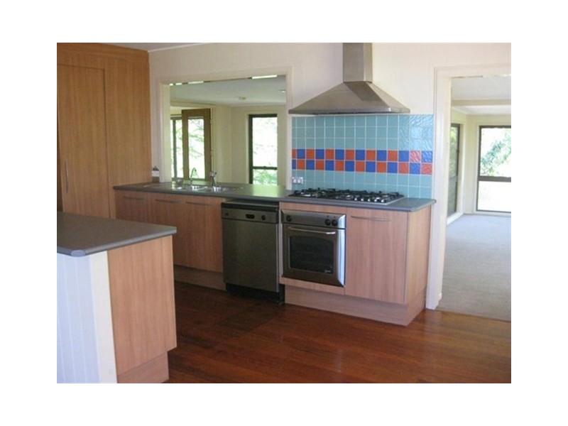 89 Bishop Road, Beachmere QLD 4510
