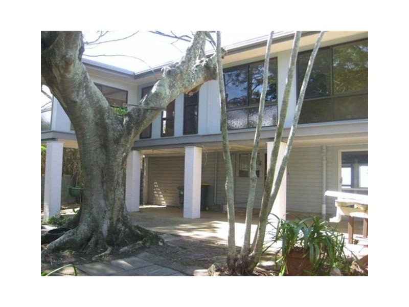 89 Bishop Road, Beachmere QLD 4510