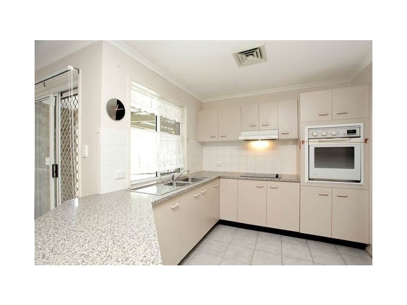 14 Taksan Place, Ningi QLD 4511