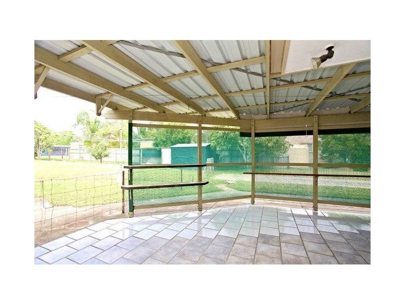 14 Taksan Place, Ningi QLD 4511