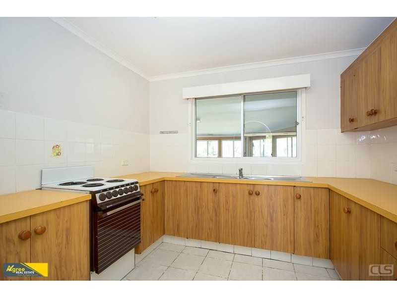 33 Ranald Avenue, Ningi QLD 4511