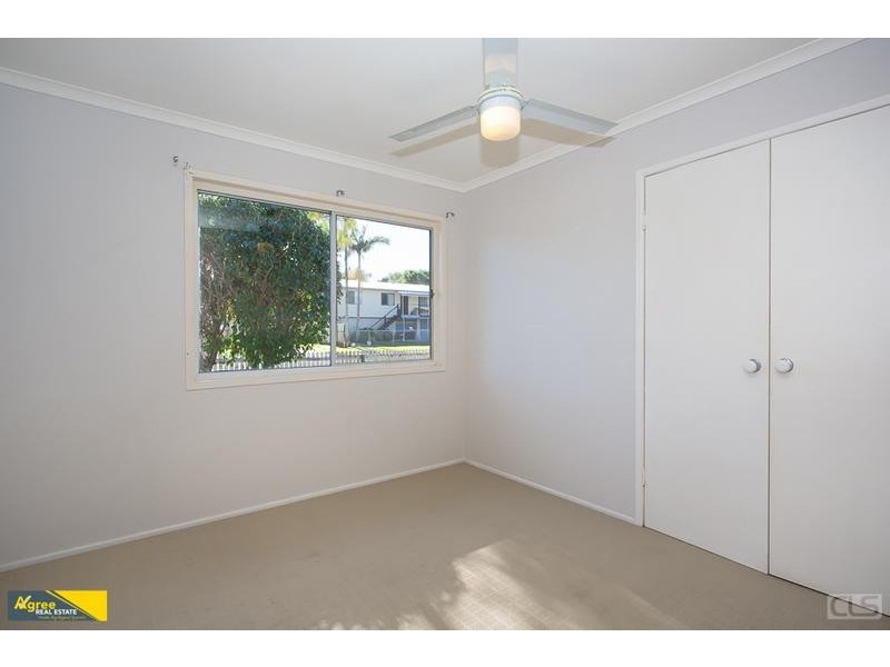 33 Ranald Avenue, Ningi QLD 4511