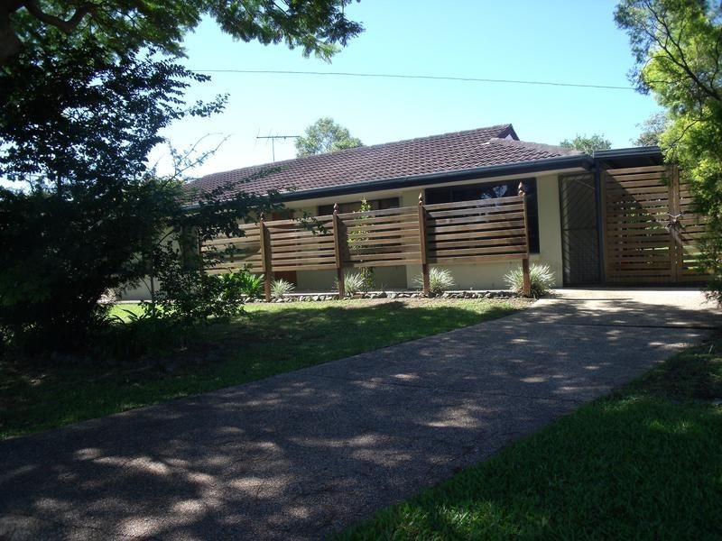 15 Chelsea Parade, Caboolture South QLD 4510