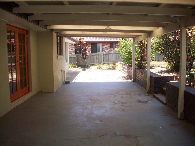 15 Chelsea Parade, Caboolture South QLD 4510