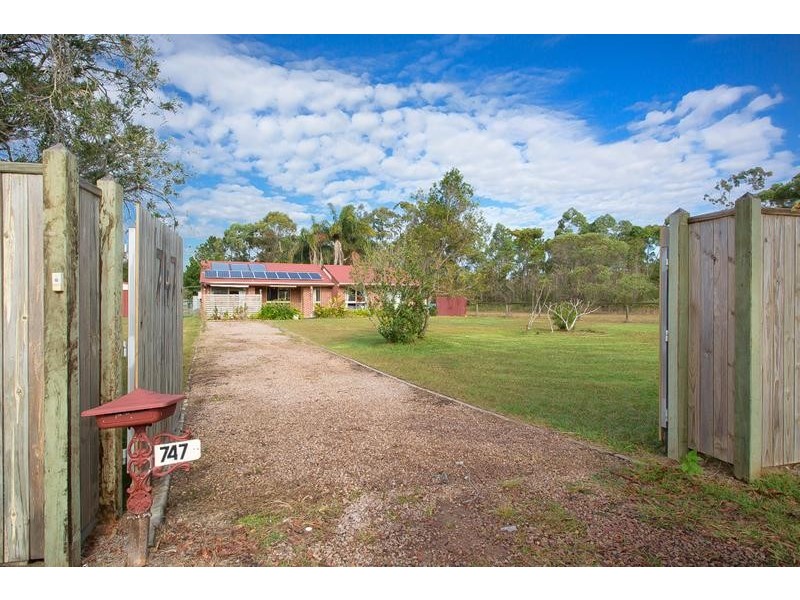 747-749 Bestmann Road, Ningi QLD 4511