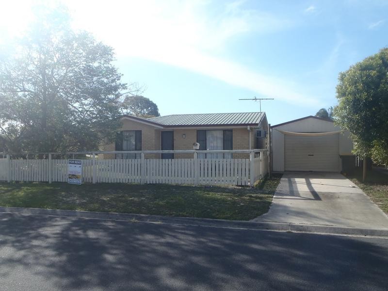 6 Moatah Avenue, Beachmere QLD 4510