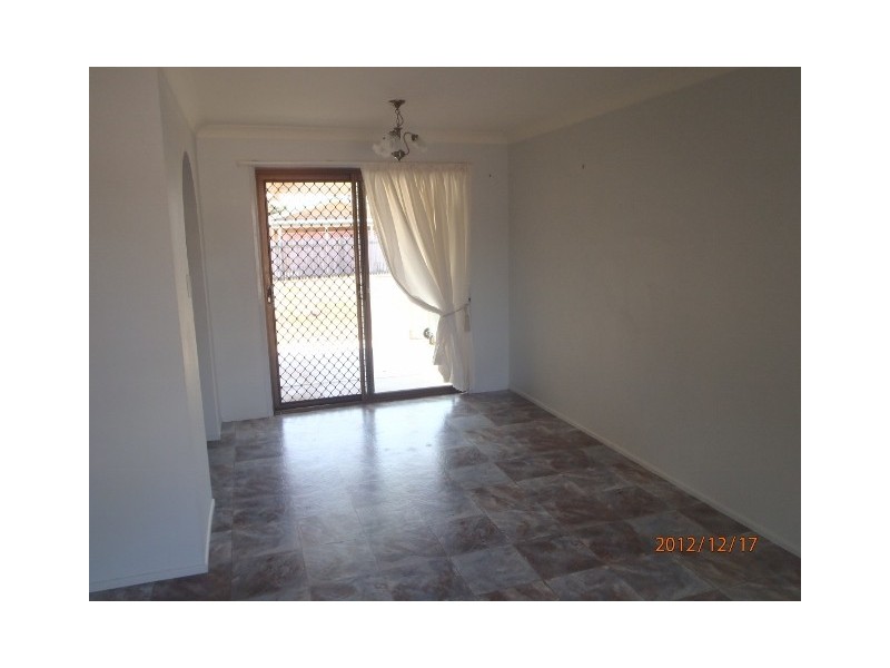 6 Moatah Avenue, Beachmere QLD 4510