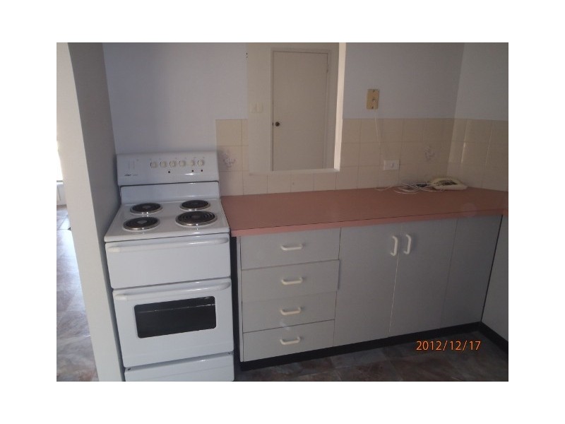 6 Moatah Avenue, Beachmere QLD 4510