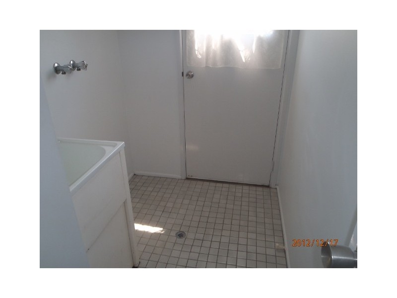 6 Moatah Avenue, Beachmere QLD 4510