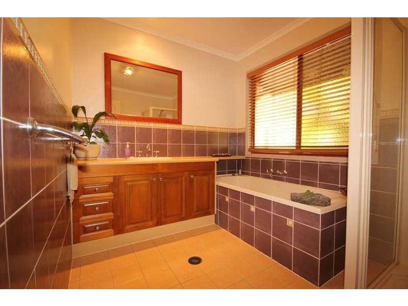 44 Greening Road, Moodlu QLD 4510