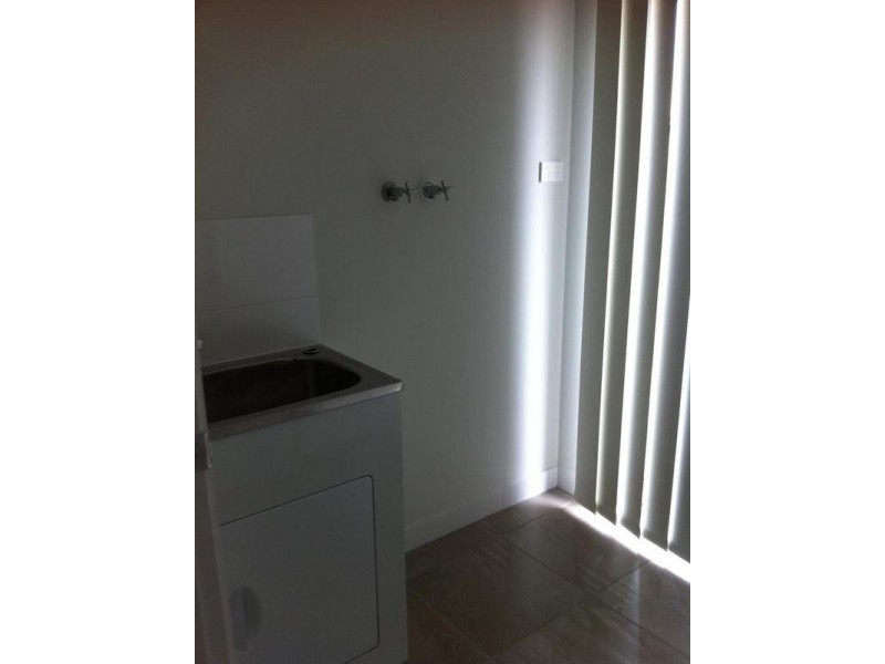 1/2 Pristine Court, Ningi QLD 4511