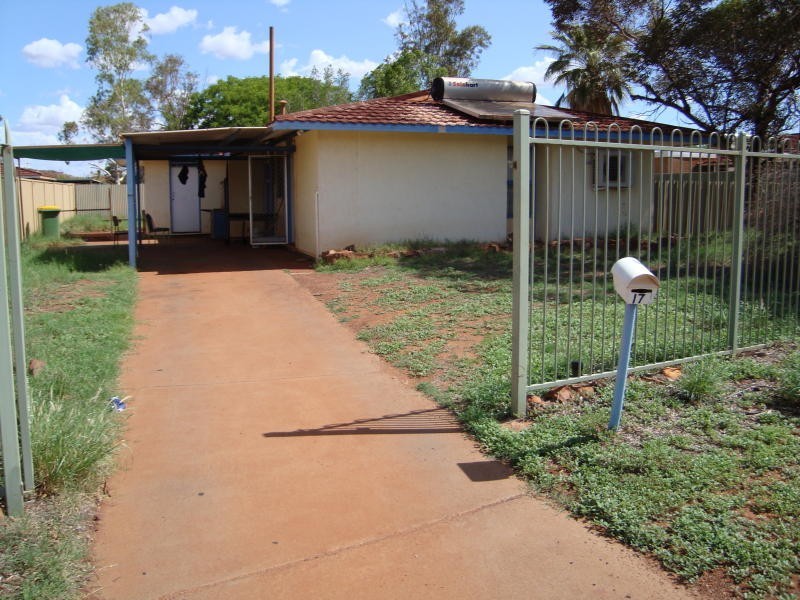 17 Minbalup Crescent, Newman WA 6753