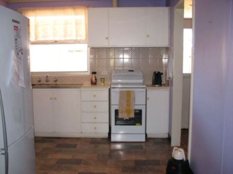 17 Minbalup Crescent, Newman WA 6753