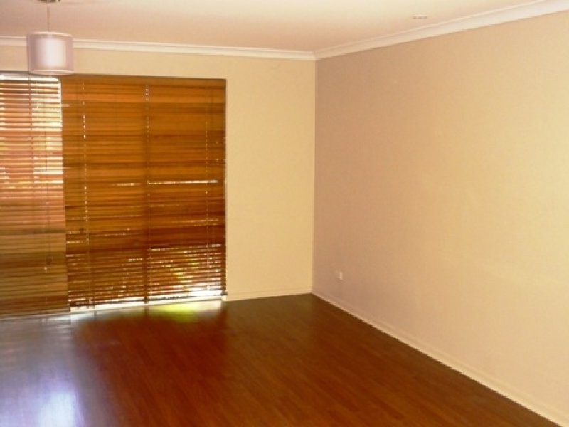 92 Brown Crescent, Seville Grove WA 6112