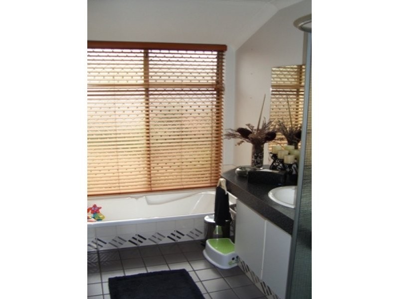 Seville Grove WA 6112