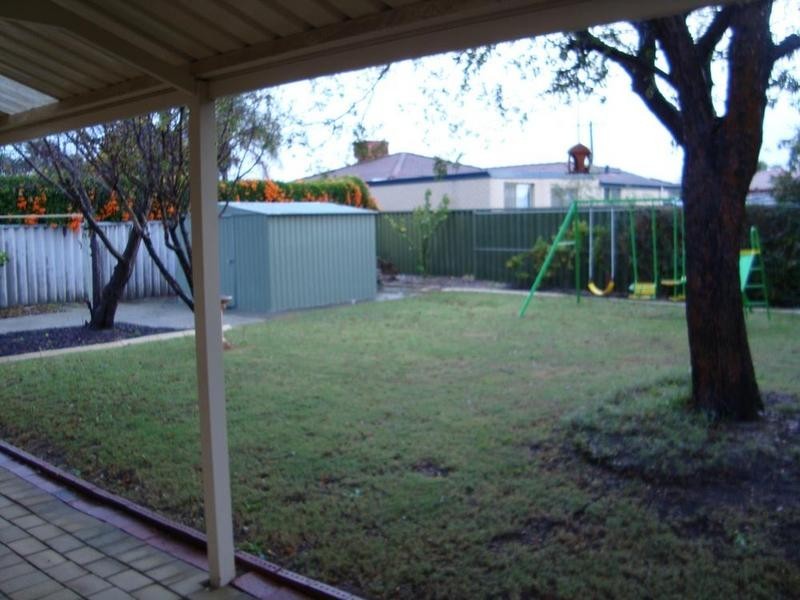 Seville Grove WA 6112