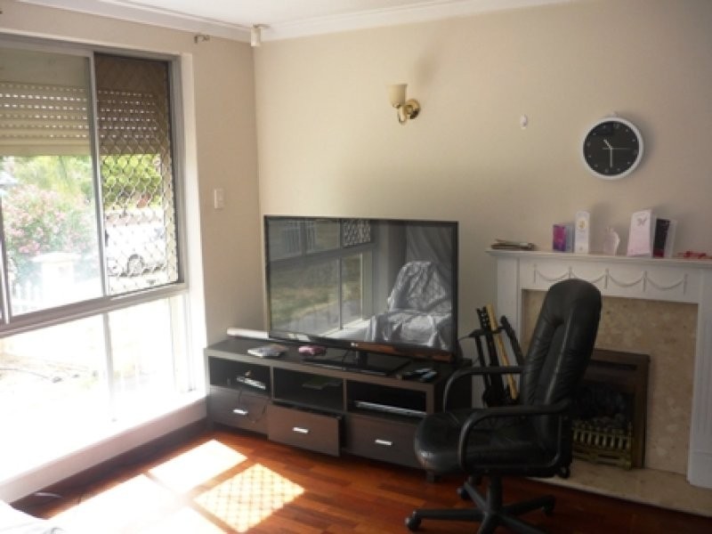 61 Bridgewater Drive, Kallaroo WA 6025