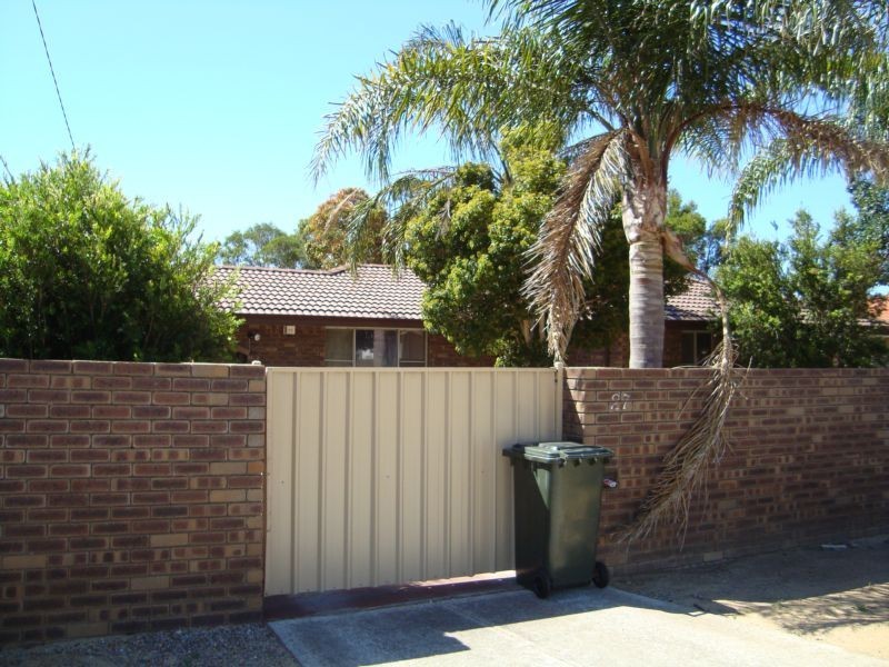 27 Tait St, Armadale WA 6112