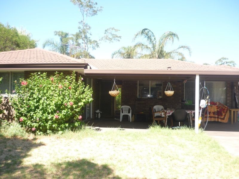 27 Tait St, Armadale WA 6112