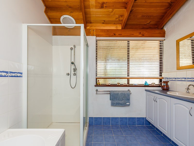 95 Masters Rd, Darling Downs WA 6122