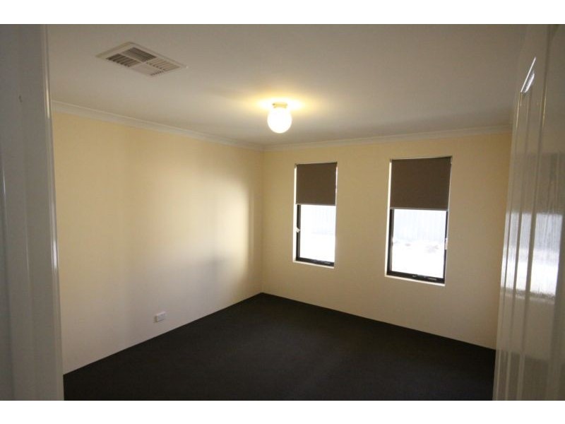 267B George St, Queens Park WA 6107