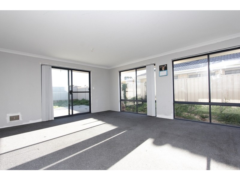 Seville Grove WA 6112