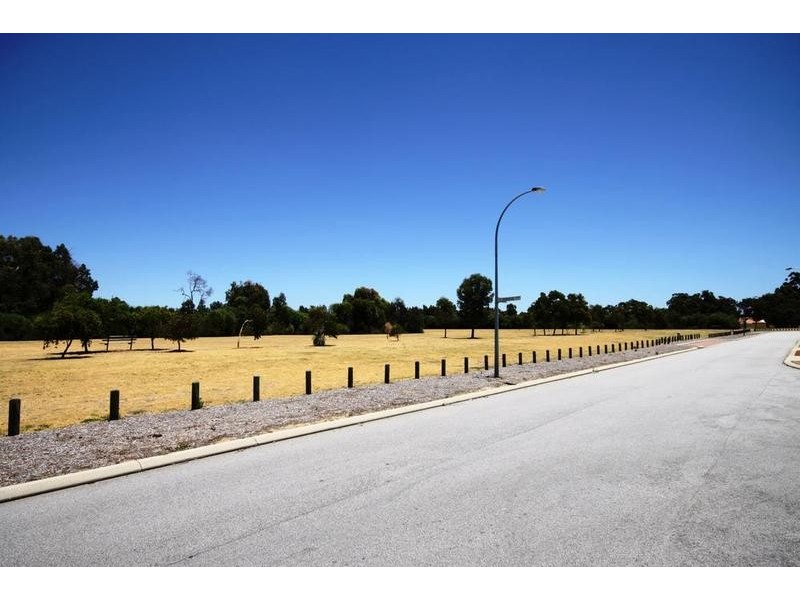 Seville Grove WA 6112